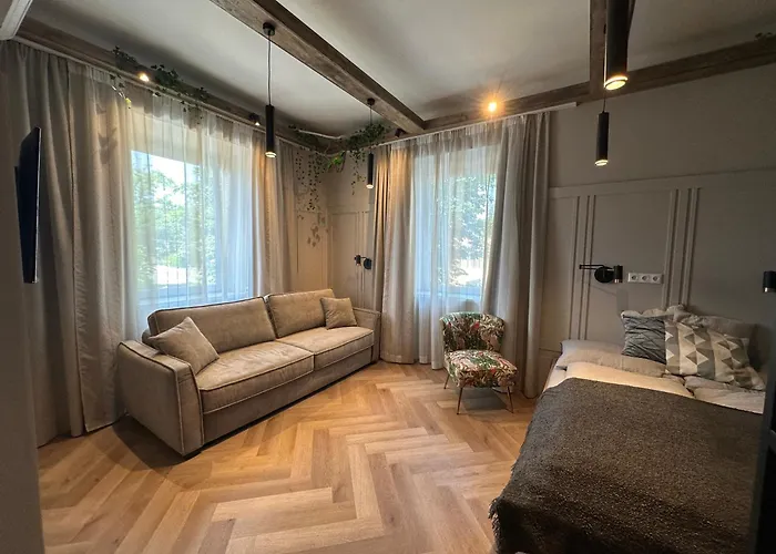 Book-a-room 32