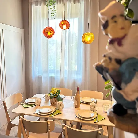 아파트 Book-a-room 32 *
