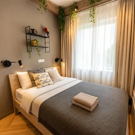 Book-a-room 32 Solnohrad