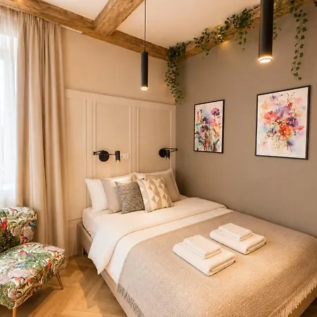 Book-a-room 32 Apartmán