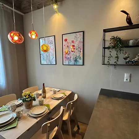 Book-a-room 32 * 萨尔茨堡